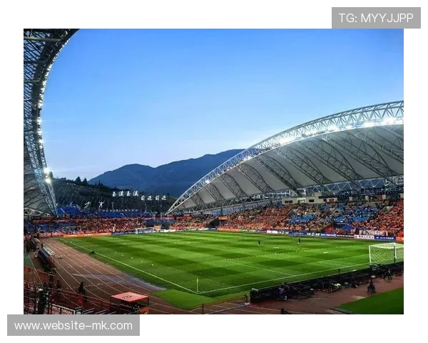 云南玉昆签下17岁恒大足校前锋:支付100万元引进费